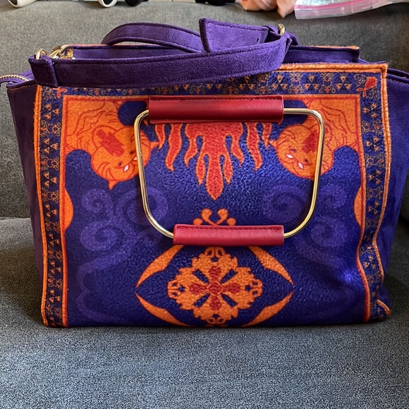 Her Universe Disney Aladdin Magic Carpet Purse - Picture 2 of 8